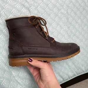 Kamik waterproof weather boots